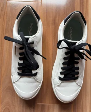 Dr. Scholl's Time Off Max Sneakers thumbnail 1