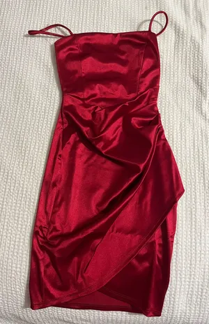 Dress thumbnail 1
