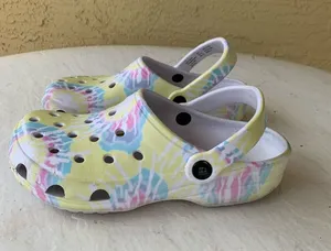 Crocs pastel thumbnail 1