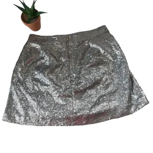 Decree Sequin Mini Skirt Sz M Silver Y2K Disco Festival Glam Party Holiday NYE thumbnail 4