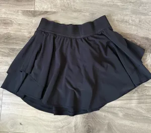Lululemon Skirt thumbnail 1