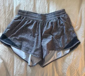 Lululemon Hotty Hot 4" thumbnail 1