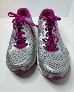 New Balance 3190 Women's Running Shoes Size thumbnail 1