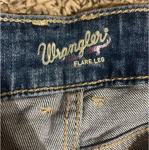 Wrangler Jeans Flare thumbnail 4
