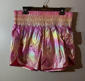 Simply Southern Size Large Pink Metallic Shorts‎ NWT Liner Inside thumbnail 1