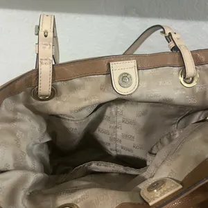 Michael Kors jet set carryall tan/cream thumbnail 4