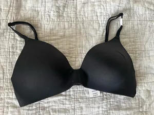 Victoria's Secret PINK Push-Up Bra thumbnail 1