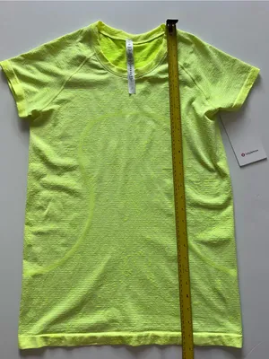 lululemon athletica NWT Swiftly Tech SS 2.0 Disorted Noise Neon Lemon Sorbet-10 thumbnail 5