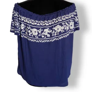 Rewind Womens Top Size Large Blue White Off Shoulder Floral Knit‎ NEW thumbnail 2