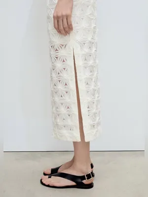 Mango MNG - NWT Cream Floral appliqué Lace Midi Skirt, half lined thumbnail 5