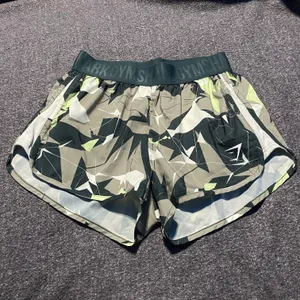Gymshark Training Loose Fit Shorts 2.5” Size Small Light Green Print thumbnail 1