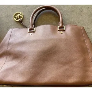 Vintage Michael Kors Women’s Handbag Bag Brown Gold Saffiano Leather Tote thumbnail 2