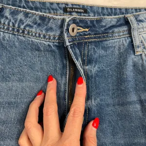 Flamingo XL 36 Ripped Raw Hem Mid Rise Straight Leg Cropped Jeans Boho Relaxed thumbnail 8
