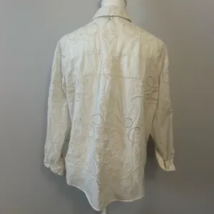 NWT By Anthropologie White Button Up Eyelet Blouse Floral Breezy Spring Size M thumbnail 8
