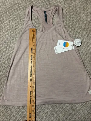 Vuori heathered mauve racerback tank top , size XL thumbnail 2