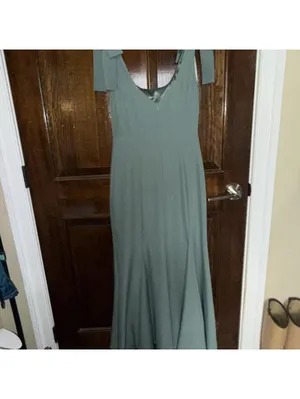 Revelry Nicole Crepe Dress thumbnail 4