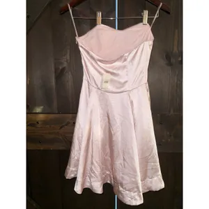 Altar'd State NEW Isla Strapless Mini Dress XS‎ Tiny Snag On Front thumbnail 5