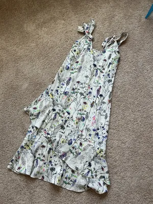 H&M floral dress. S thumbnail 4