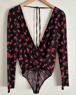 Express Kiss Lips Bodysuit Backless Black Red Medium Silky Valentine's Day Heart thumbnail 1