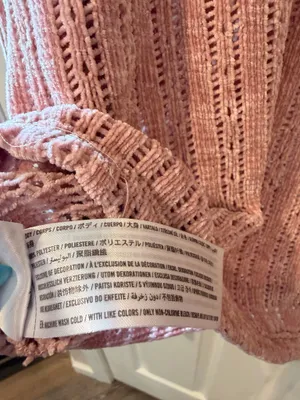 Hollister Pink Long Sleeve Crop Top Size Large thumbnail 3