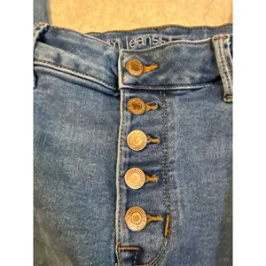 Maurices M. Jeans High Rise Skinny Distressed Button Fly Blue Denim 29x28.5 thumbnail 8