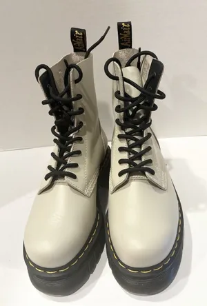 Dr. Martens Audrick 8-Eye Platform Combat Boots In Beige Women’s Sz 7 thumbnail 1