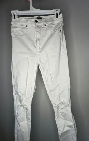 Abercrombie Ultra High-Rise Super Skinny Ankle thumbnail 1
