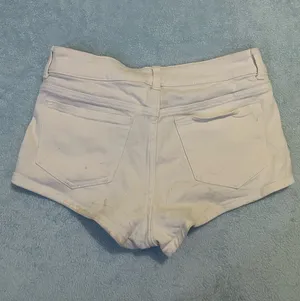 Divided Micro White Jean Shorts thumbnail 3