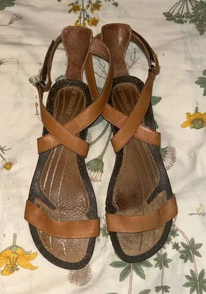 Teva wedges thumbnail 1