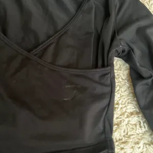 Gymshark Faux Wrap Black Shirt Size Small thumbnail 2