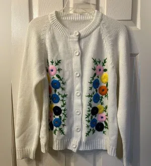 Floral vintage sweater thumbnail 1