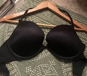 Victoria's Secret halter Push up, Blk Sz 36D thumbnail 1