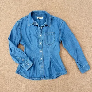 Madewell Chambray Denim Darted Button-Up Long Sleeve Shirt XS thumbnail 2