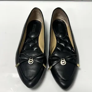Michael Kors Loafers Flats Black Leather Shoes Gold Bow Tassel Women’s Size 5.5 thumbnail 2