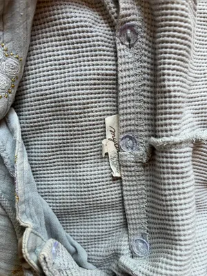 Mystree Light Gray Waffle-Knit Hooded Button Shirt floral detail removable hood thumbnail 6