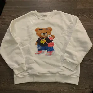 Boutique New White Bear Printing Fleece Sweatshirt. Size Large thumbnail 2