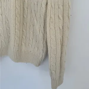 Chunky Wool Cable Knit Sweater thumbnail 6