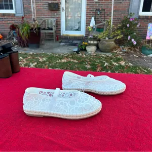 Universal Threads Women's Celia Floral Lace Mary Jane Espadrille‎ Flat size 7 thumbnail 4