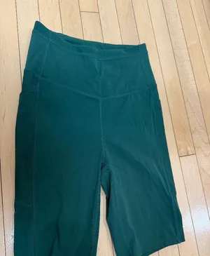 Mondetta World Outfitter Dark Green Ribbed Detail Bike Shorts Size Small thumbnail 1