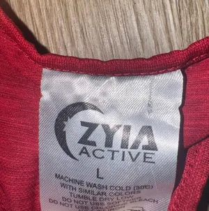 Zyia Tank Top thumbnail 3