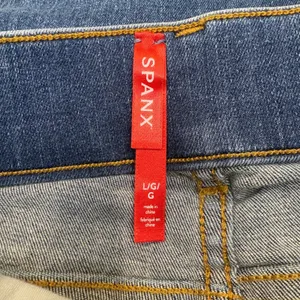 Spanx‎ Straight Leg Jeans Vintage Indigo Blue Pull On Denim Casual 20356R Large thumbnail 5