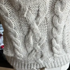 American Eagle Sweater Natural Oatmeal Oversized Cable knit Hoodie Womens XS S thumbnail 5