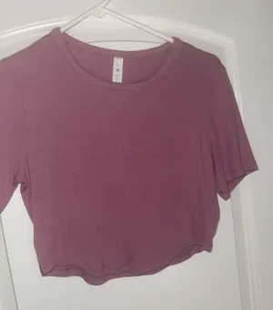Lululemon Short Sleeve thumbnail 1