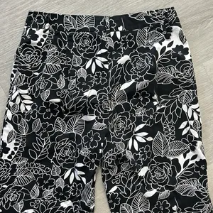 Paraphrase • floral printed cropped pants thumbnail 4