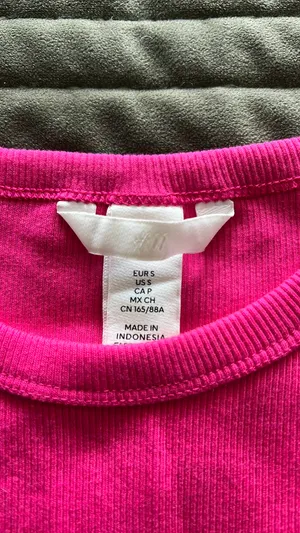 H&M Crop Tank thumbnail 2