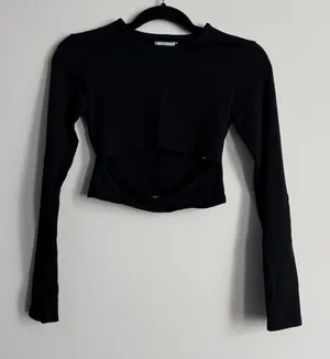 Adika Black Long Sleeve Crop Top Size S thumbnail 1
