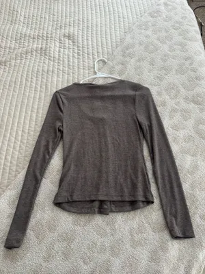 Universal Threads Long Sleeve Top thumbnail 4