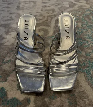 Unisa Silver Heels thumbnail 2