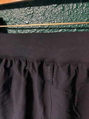Lululemon License to Train High-Rise Pant Sz 4 Black thumbnail 4