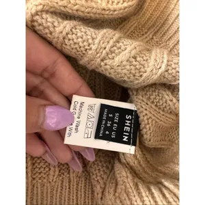 Camel Beige Cable Knit V-Neck Cropped Sweater Vest Women's Size Small thumbnail 6
